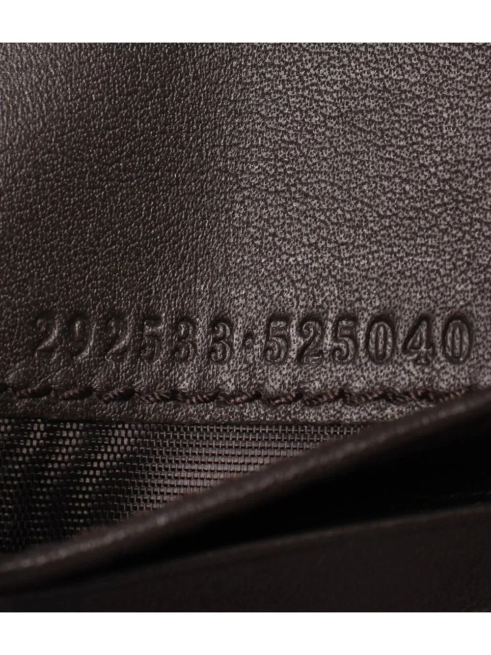 Gucci Bifold Wallet Micro Guccissima
